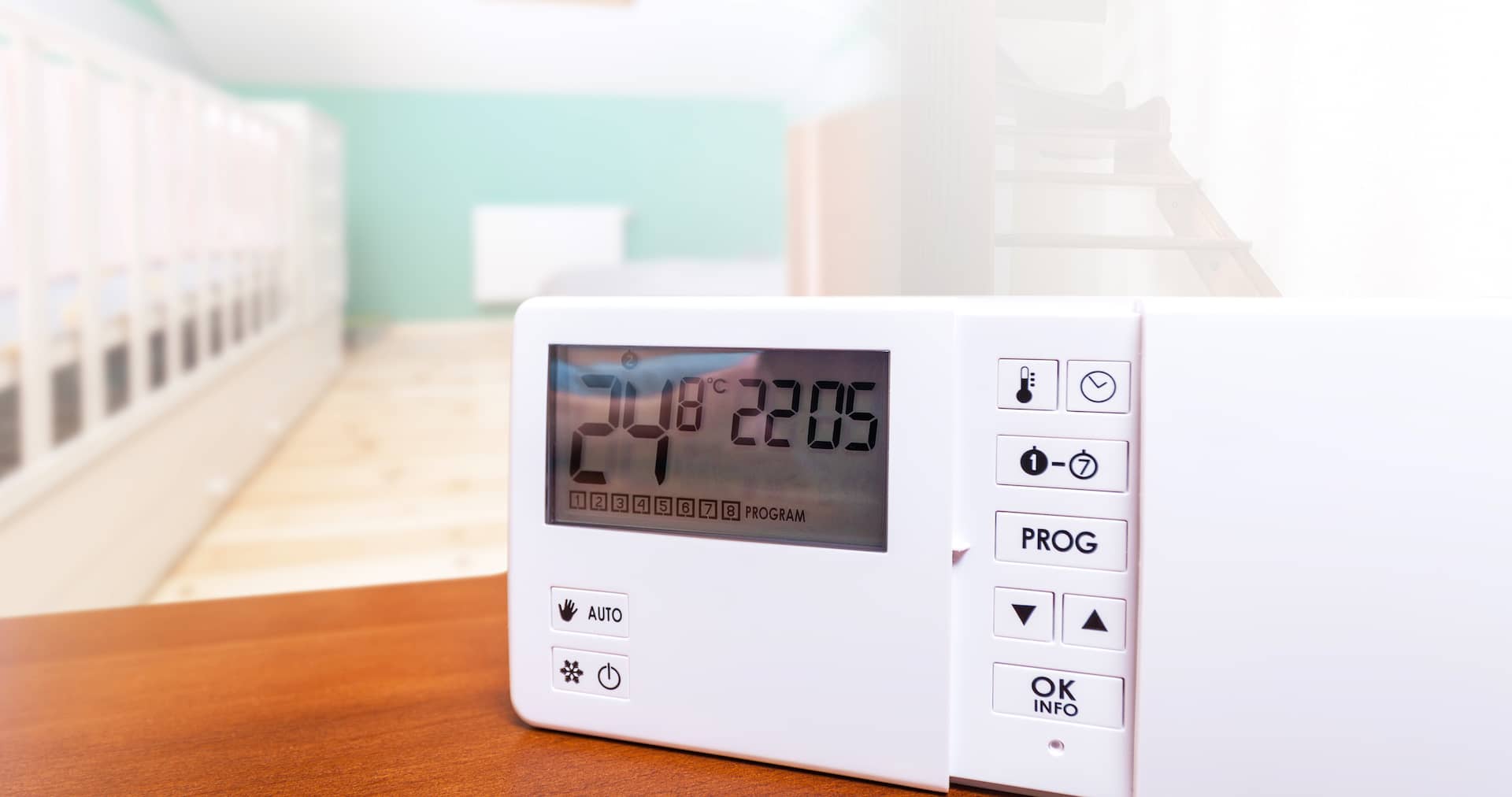 Gérez votre consommation d'électricité et la température de votre maison à l'aide d'un thermostat.